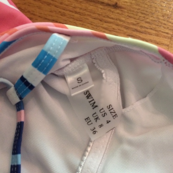 💙NWT Zaful Multicolored Swimsuit (Small)💙 - Picture 6 of 8